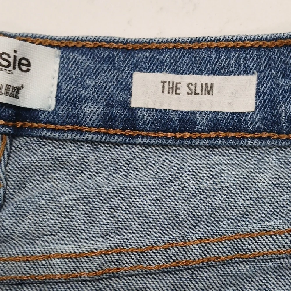 Women's Light Blue Jeans By Kensie, 6/28 , Pre-owned, Stretch